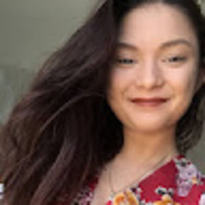 Meet your Posher, Claudia